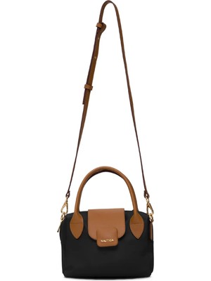 Nautica Kadın Omuz Askılı Çapraz Çanta Siyah CN7600T – Günlük Şık Tasarım, Hafif ve Kullanışlı