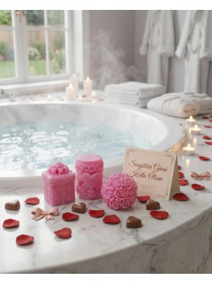 Raw Home Sevgililer Günü Hediyesi Pembe Çilek Kokulu 3’lü Mum Seti – Love Gül Tasarım, Hediye Kutusu & Küre