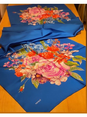 Vavelli Büyük Gül Desen Mavi Twill Ipek Şal