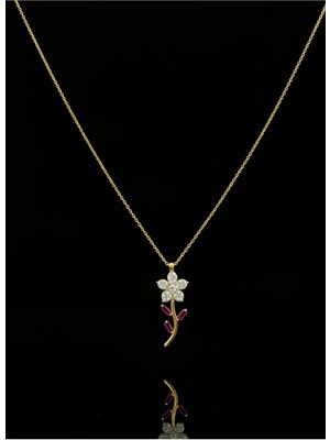 BG Jewellery 925 Ayar Gümüş Çiçek Figürlü Kolye – Zarif ve Taşlı Tasarım