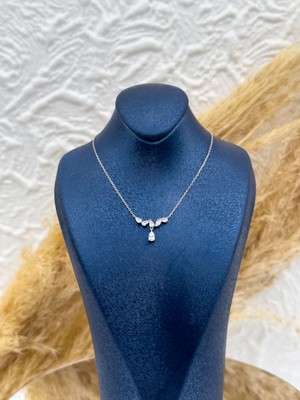 Livora Jewelry 925 Ayar Gümüş Pırlanta Montür Damla Taşlı Kadın Kolye