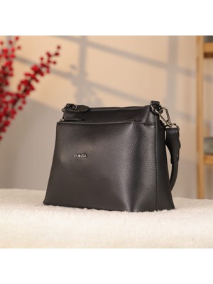 Siyah Renk Deri Çanta - 40312 , Omuz Askılı , Bayan Çanta , Hakiki Deri , Çok Bölmeli