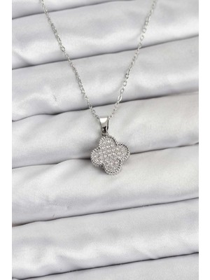 Nuveden Ieg™ 316L Çelik Zincir Gümüş Renk Zirkon Taşlı Yonca Model Kadın Kolye NVDN-RSBJT34