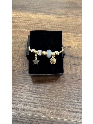 Ekonomik Sepeti Yıldızlı Gülen Yüz Modelli Çelik Bileklik