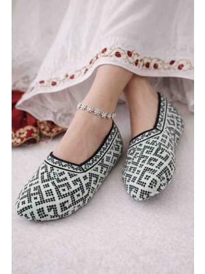 Anuk Grup Türkmen Gelin Patiği | Otantik Desenli Kadın Yün Ev Patiği | Kışlık Çeyizlik Hediyelik