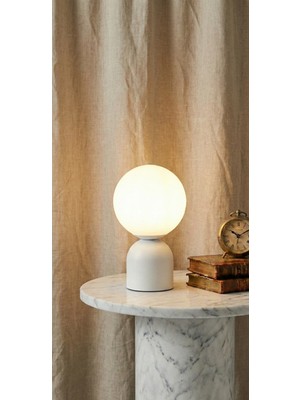 Avizade Alba Eskitme Metal Beyaz Cam Gece Lambası - Iskandinav Masa Lambası - Salon ve Yatak Odası Aydınlatma