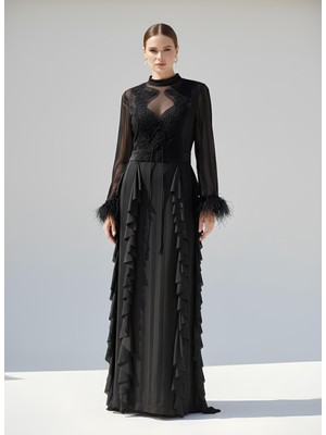 Rabiossa Kadın Güpür Işlemeli ve Tüy Detaylı Şifon Abiye Elbise