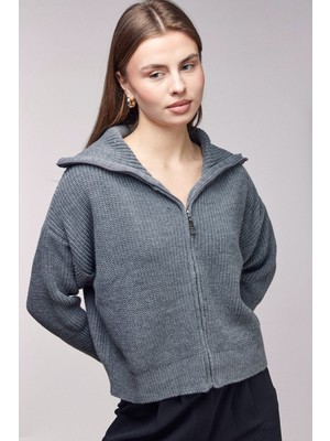 Saade Antrasit Fermuarlı Dik Yaka Triko Hırka - Düşük Omuz Std