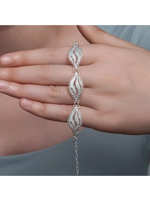 Bazarhane Gümüş Zarif Yaprak Telkari Kadın Bileklik