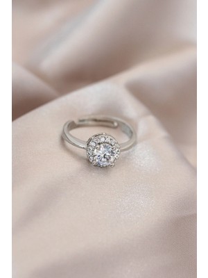 Shoplet Buğz Ayarlamalı Gümüş Renk Metal Zirkon ve Kristal Taşlı Oval Model Yüzük