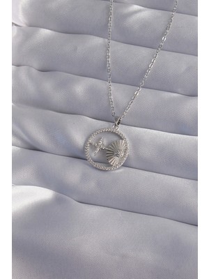 Shoplet Buğz 316L Çelik Zincir Gümüş Renk Zirkon Taşlı Yıldız Figürlü Oval Kolye