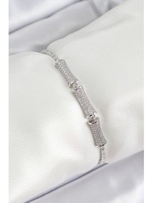 Shoplet Buğz Pirinç Gümüş Renk Zirkon Taşlı Kemik Model Kadın Bileklik