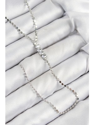 Shoplet Buğz Pirinç Zirkon Taşlı Ezme Zincirli Model Gümüş Renk Y Kolye