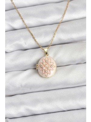 Shoplet Buğz 316L Çelik Zincir Gold Renk Mineli Lotus Model Açılabilir Kadın Kolye