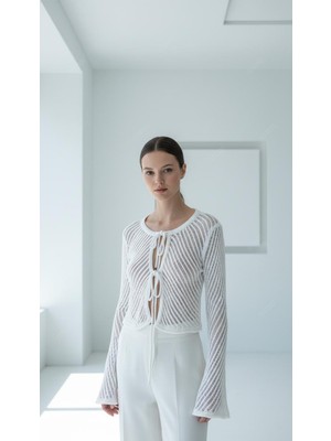 Mamayaga Kadın Bisiklet Yaka Önden Bağcıklı Ispanyol Uzun Kol Spor Şık Ajurlu Tasarım Kısa Ceket