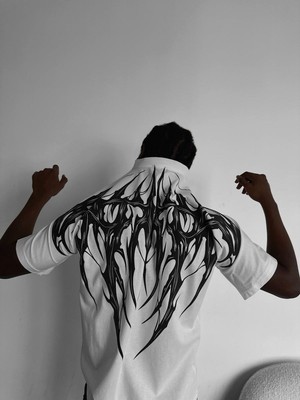 Sırtı Tribal Baskılı Oversize T-Shirt