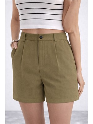 Hazel Kadın Haki Klasik Pileli Şort