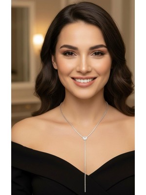 Parılda Accessories Y Model Kelebek Kolye