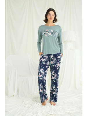 Marsilyan Çiçek ve Yaprak Desenli Baskılı Pijama Takımı
