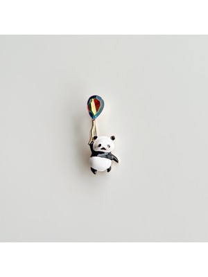 Vesce Atelier Uçan Balonlu Panda Broş