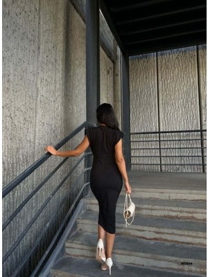 Nova Epoxy Art Kadın Bisiklet Yaka Vatkalı Broş Detay Kısa Kol Midi Boy Elbise