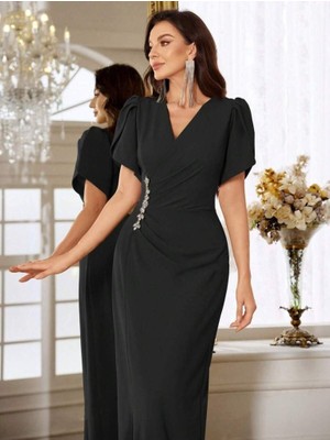 Nova Epoxy Art Kadın Kısa Kollu Kruvaze Yakalı Belden Çiçek Aksesuarlı Yırtmaçlı Ithal Krep Elbise