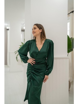 Nova Epoxy Art Zümrüt V Yaka Saten Elbise