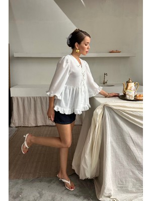 Nova Epoxy Art Keten Bluz Önden Bağlamalı Fırfır Detaylı - Beyaz