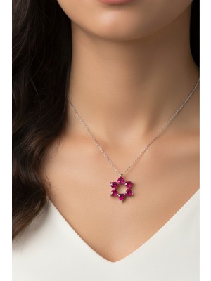 BymissMücevherat ‘aşkın Fısıltısı’ 45 + 5 cm Uzatmalı Zincir Ruby Kalp Taşlı 925 Ayar Gümüş Kolye