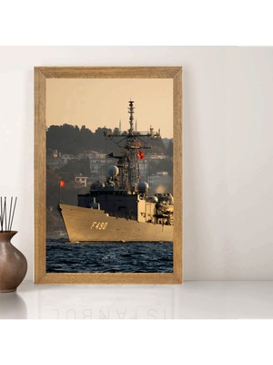 Lioncraft Tcg GAZIANTEP(F490) Savaş Gemisi Wallpaper Tablo, Wallpaper, Duvar Tablosu, Çerçeveli Cam Tablo 40X60CM
