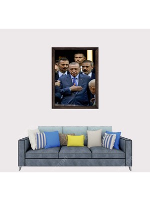 Lioncraft Cumhurbaşkanımız Recep Tayyip Erdoğan D2  Çerçeveli Duvar Tablosu 50X70 cm