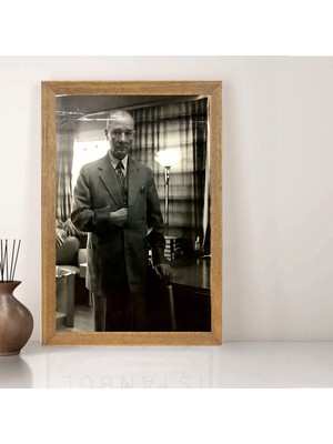 Lioncraft Mustafa Kemal Atatürk Tablo, Çerçeveli Cam Tablo 50X70 cm