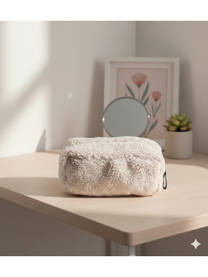 Melien Peluş Clutch El Çantası Makyaj Çantası Aksesuar El Çantası Portföy Çantası Minimalist Şıklık