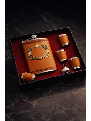 Hediye Filesi Çelik Matara Premium Hediye Seti Taba Deri Kaplamalı Içki  Matarası 4 Shot Bardaklı Lüks Hediyelik