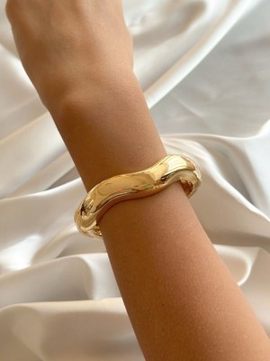 Aurah Dalgalı Kalın Kelepçe