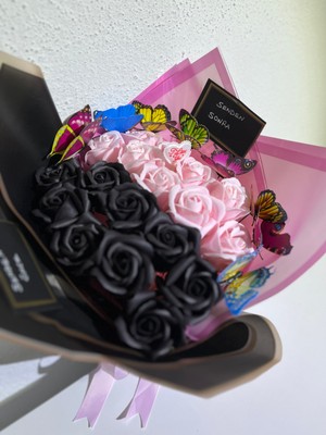 Senden Önce -Sende Sonra A Kalite Kokulu Gül -Aranjman Buketi