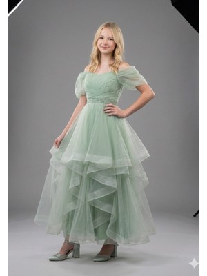 Kız Çocuk Lastikli Bel Fermuar Kapama Askılı Omuz Detay Parıltılı Kat Kat Abiye