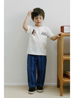 Magu Çocuk Pamuklu Beyaz Baskılı T-Shirt ve Lacivert Pantolon Takım