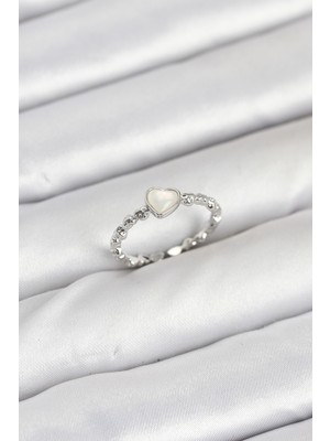 Skygo Pirinç Gümüş Renk Kalpli Model Kadın Yüzük - TJ-BYK3875