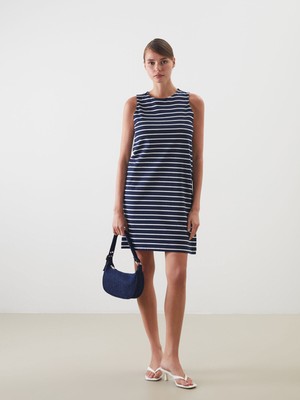 Lc Waikiki Yeni Sezon Bisiklet Yaka Çizgili A Kesim Mini Elbise