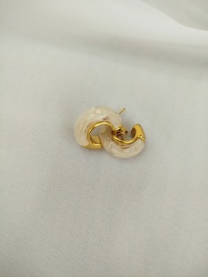 Stainless Steel Çelik Gold Detaylı Krem C Küpe