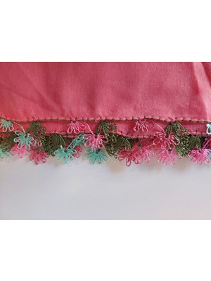 Genel El Yapımı  Pembe Çiçekli Pamuklu Zarif Desenli Iğne Oyası Kenarlı Yazma Çeyizlik-Bohçalık Gelin Çember Şık Kadın Aksesuarı