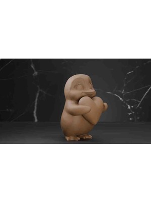 Talaşoğlu Kalp Tutan Penguen Biblo – Romantik Masa Dekoru