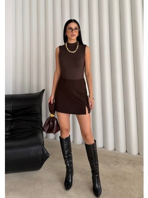 Bejna Kadın Yırtmaç Detaylı Şort Etek