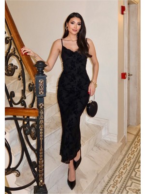 Bejna Kadın Kadife Desenli Astarlı Tül Elbise