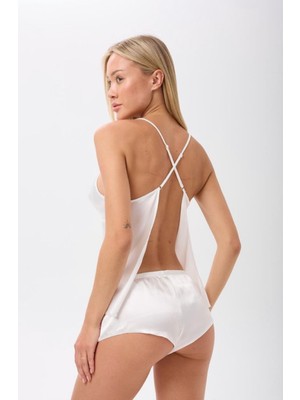 Zined Saten Sırtı Açık Şortlu Pijama Takımı