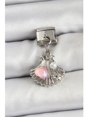 Değirmen Grup 316L Çelik Sallantılı Inci Detaylı Istiridye Model Gümüş Renk Nomination Charm - Lisinya