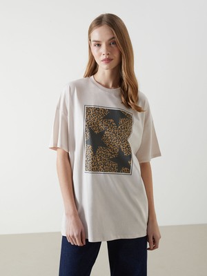 Lc Waikiki Yeni Sezon Bisiklet Yaka Baskılı Oversize Kadın Tişört