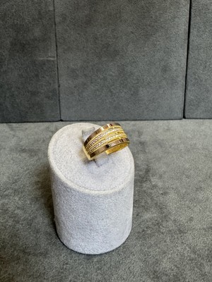 14 Ayar Ajda Desenli Taşlı Altın Yüzük