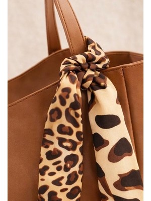 Kadın Zarif Detaylı Omuz Çantası | Şık ve Modern Tote Model